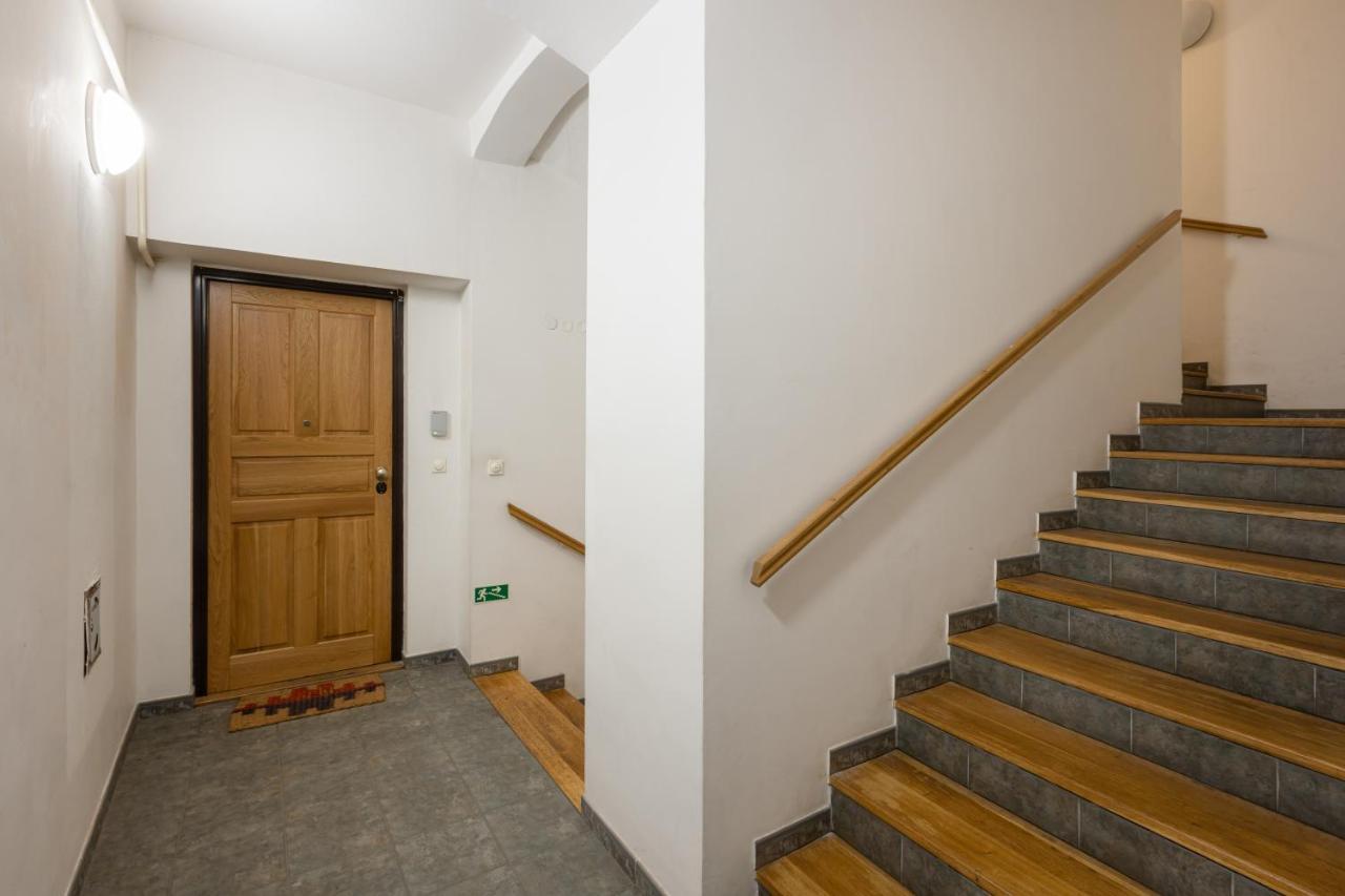 City Centre Garden Apartment With Parking Prag Exterior foto