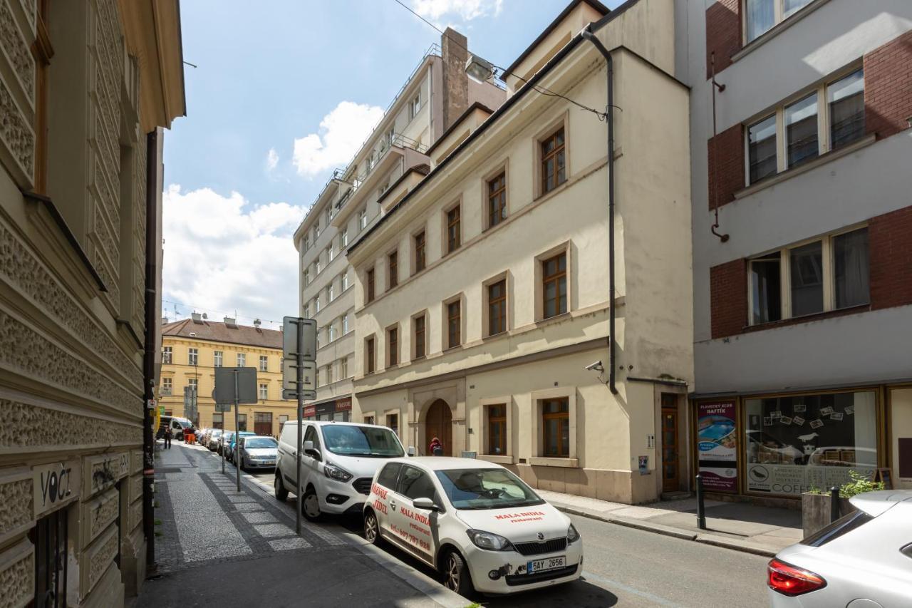 City Centre Garden Apartment With Parking Prag Exterior foto