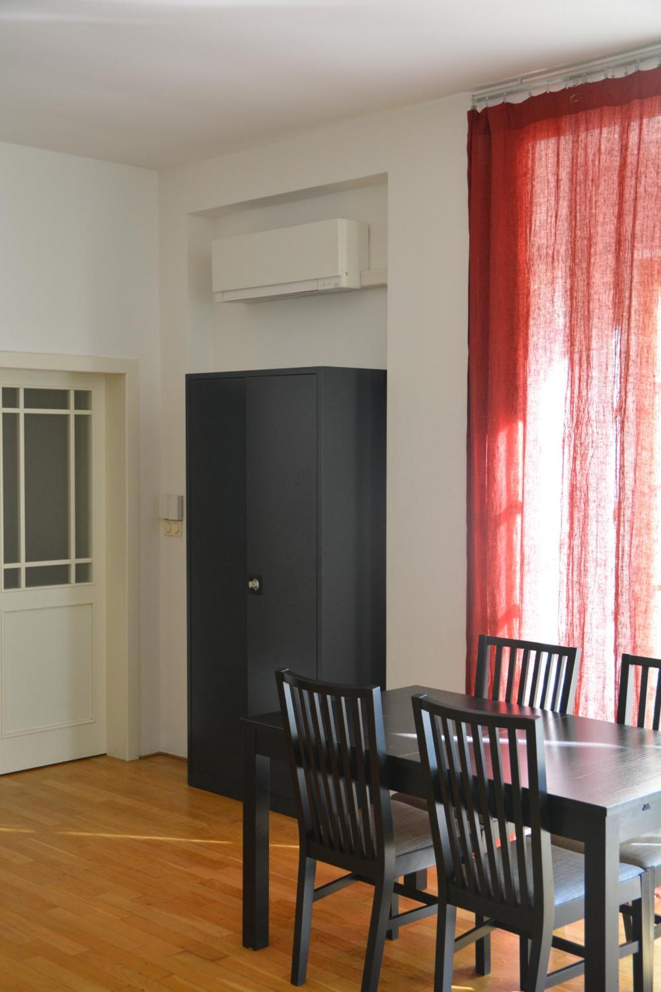 City Centre Garden Apartment With Parking Prag Exterior foto