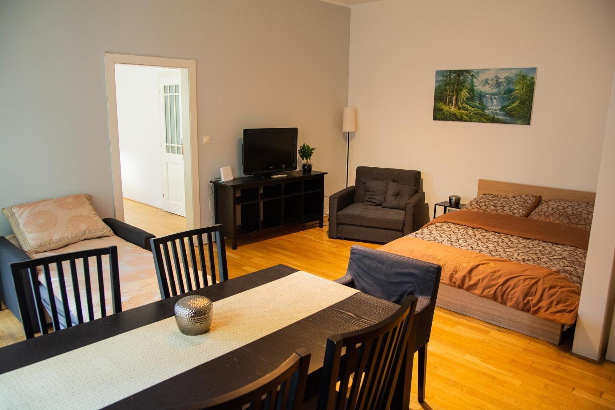 City Centre Garden Apartment With Parking Prag Exterior foto